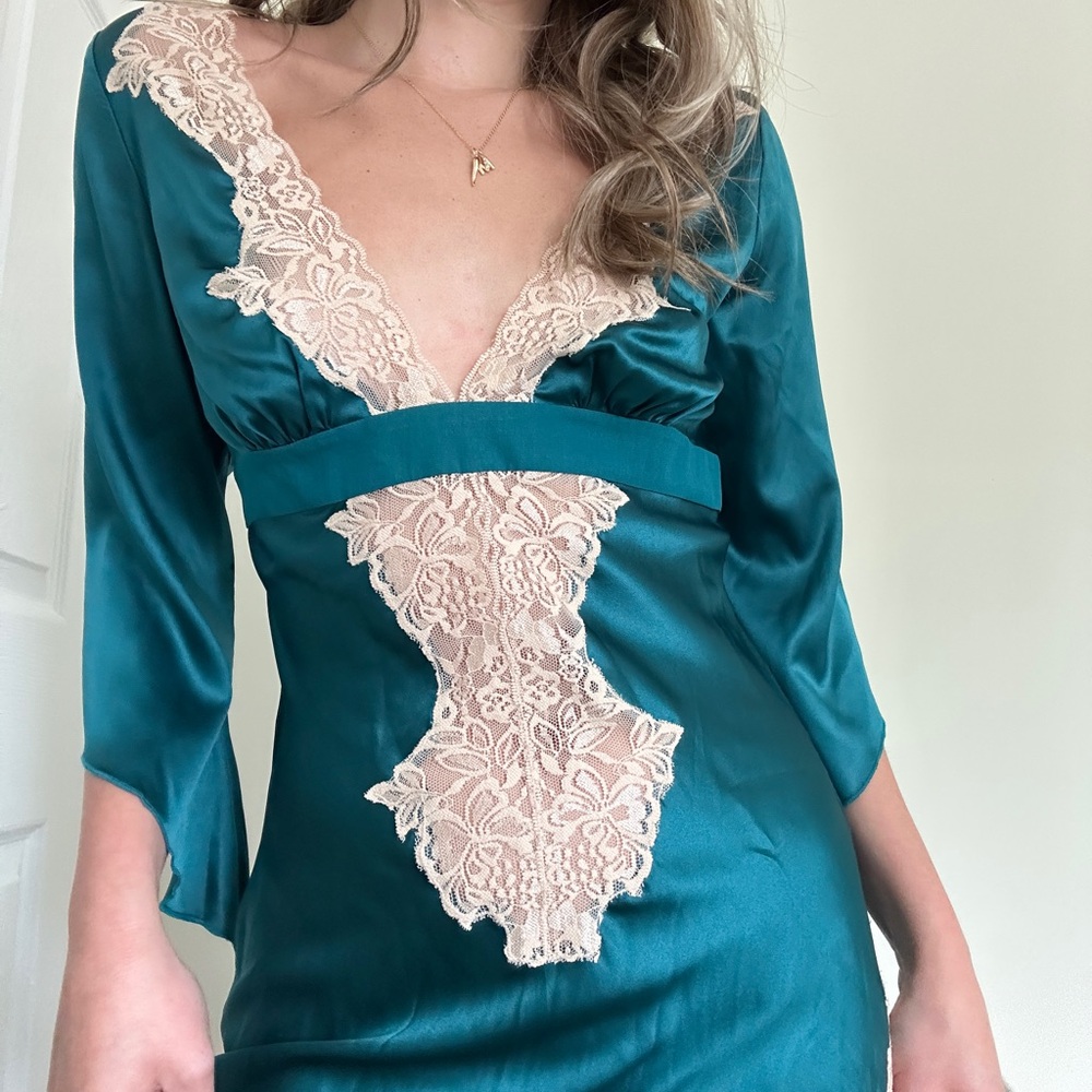 Vintage Bebe Teal and Cream Lace Chemise / Night Dress
